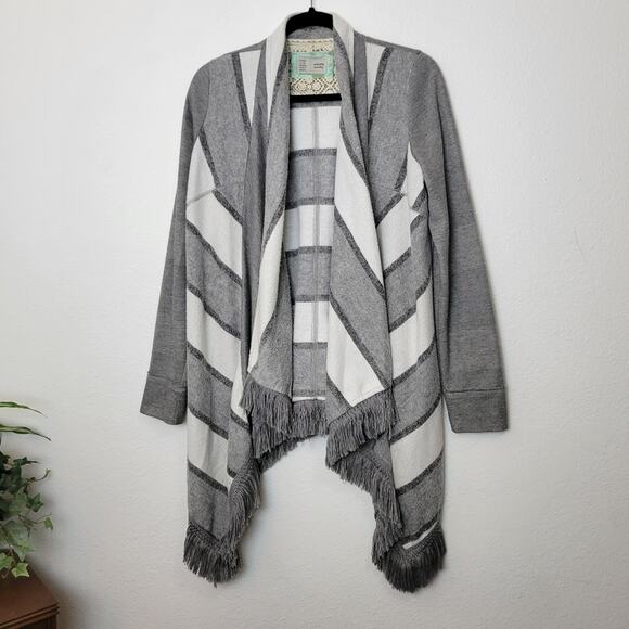 ANTHROPOLOGIE Saturday Sunday Elsie Gray Striped Open Fringe Blanket Cardigan - Picture 1 of 12